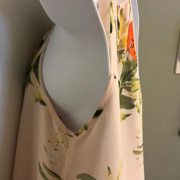 Ladies size Medium tie tropical blouse - Picture 6 of 7